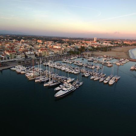 Apartamentos Cambrils Playa Spa Kültér fotó