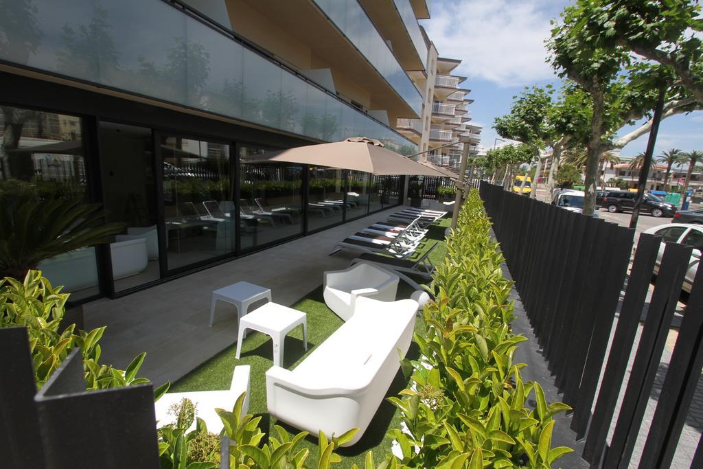 Apartamentos Cambrils Playa Spa Kültér fotó