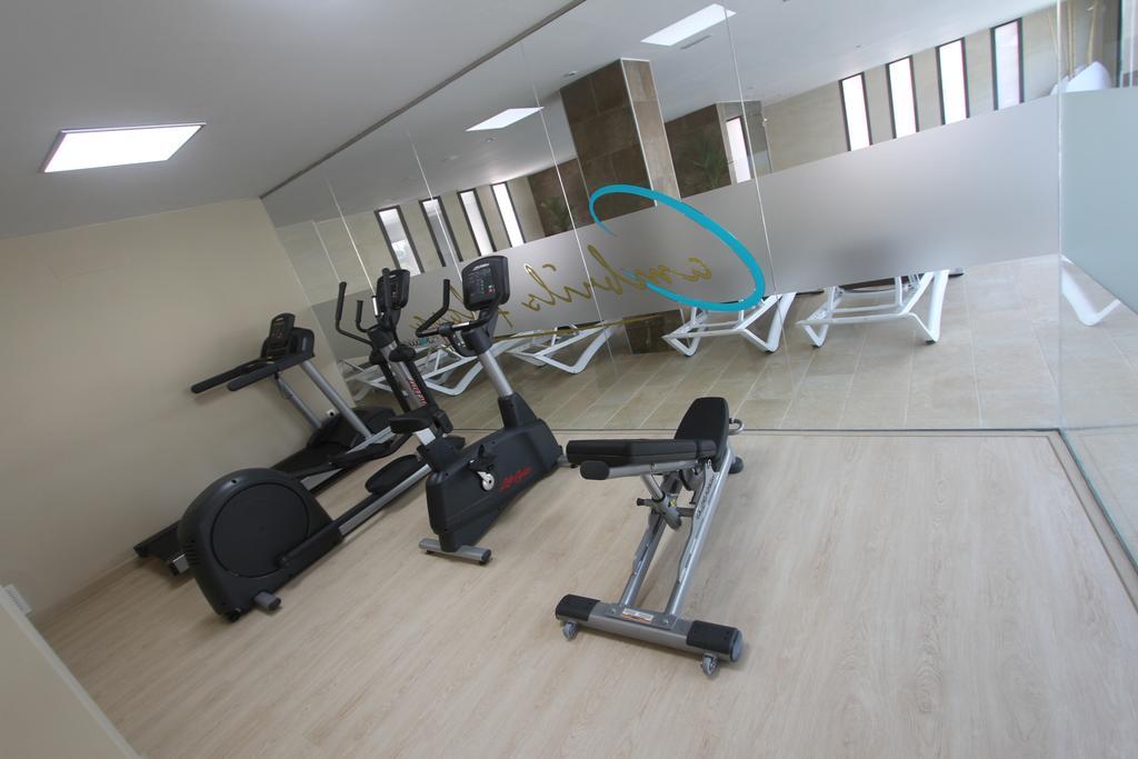 Apartamentos Cambrils Playa Spa Kültér fotó