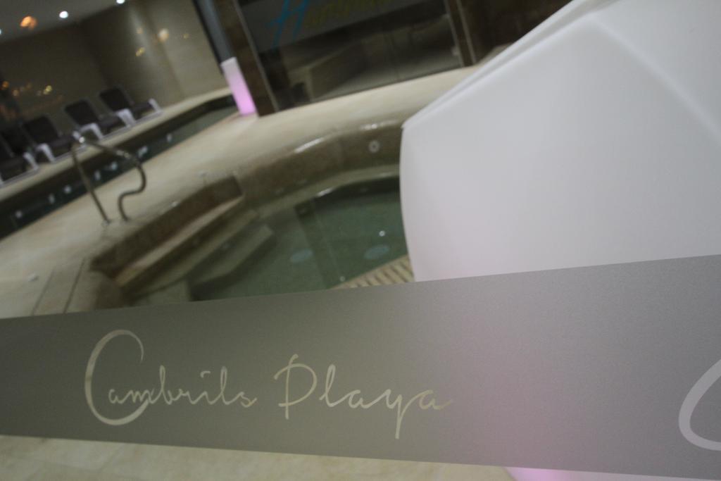 Apartamentos Cambrils Playa Spa Kültér fotó