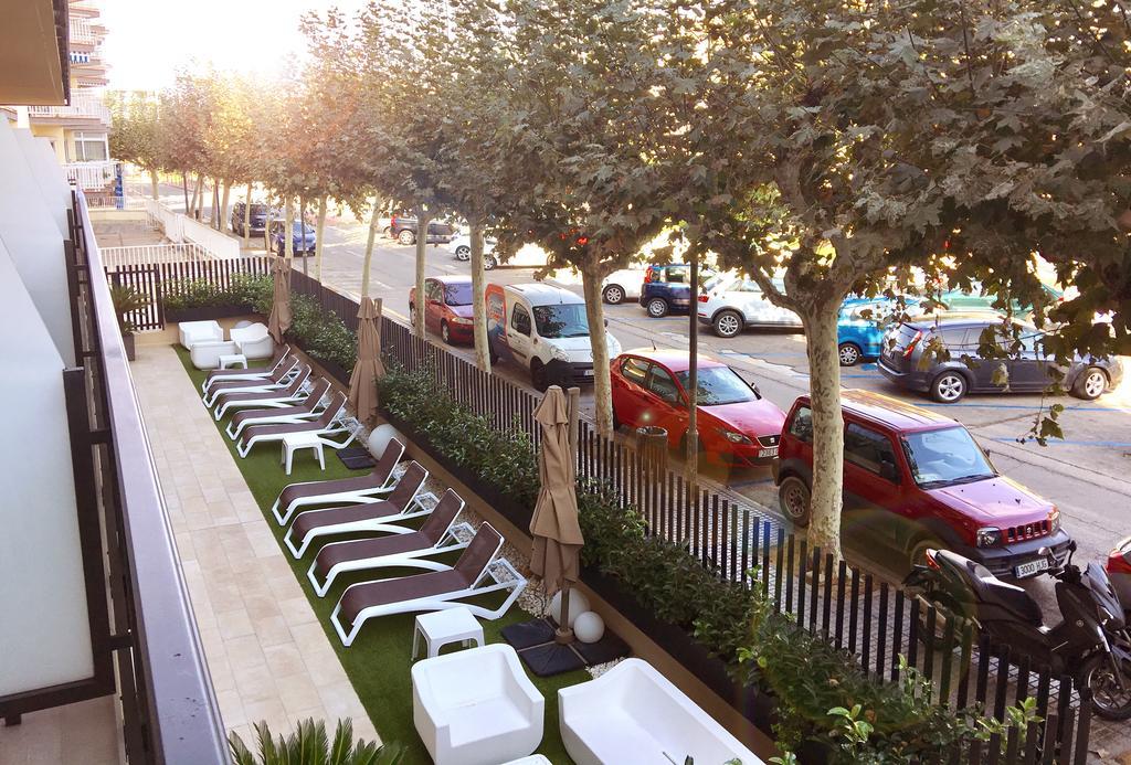 Apartamentos Cambrils Playa Spa Kültér fotó